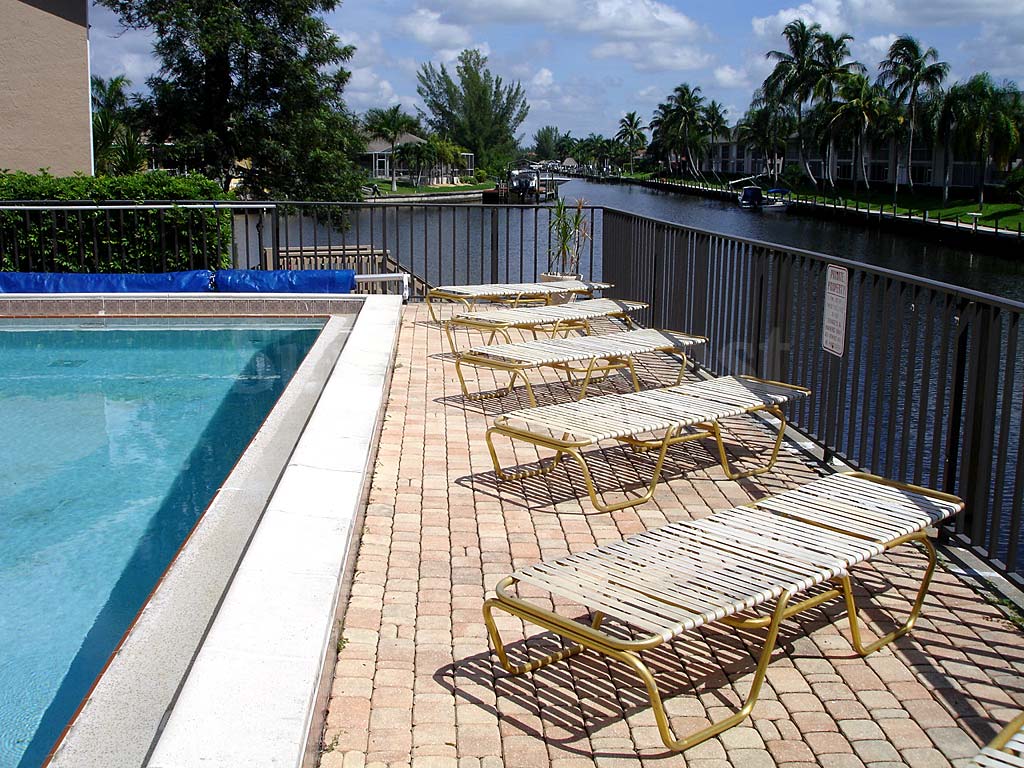Barclay Bay Community Pool and Sun Deck Furnishings